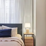דירה Cozy 2br Oldtown Rooftop Views *