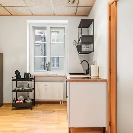Cozy 2br Oldtown Rooftop Views * Tallin