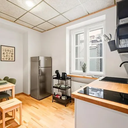 Cozy 2br Oldtown Rooftop Views Apartment Reval