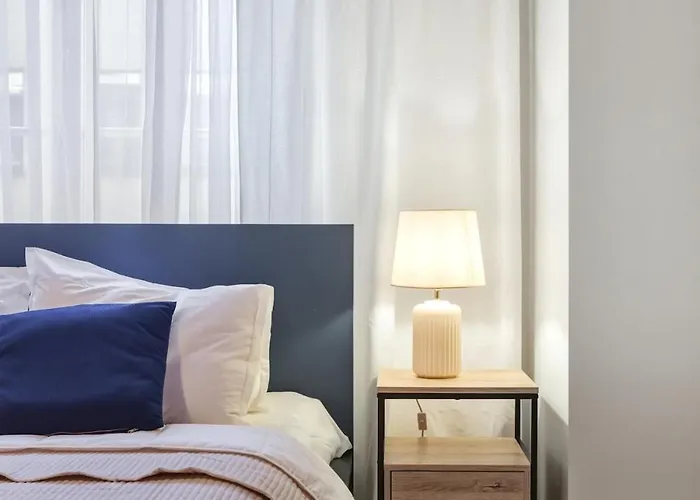 Cozy 2br Oldtown Rooftop Views 아파트 *