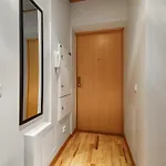 Cozy 2br Oldtown Rooftop Views Апартаменты