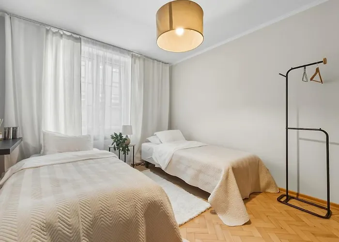 Cozy 2br Oldtown Rooftop Views * タリン