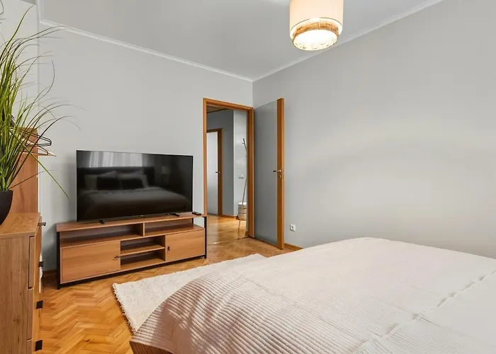 Cozy 2br Oldtown Rooftop Views Appartement